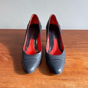 ESCADA Navy Leather Cap Toed Heels